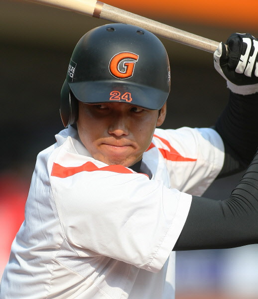 경기전 맹훈련중인 김문호 선수.